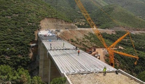 Kredite per Bypass-et: BERZH shtyn vlefshmerine e tyre deri ne 2022